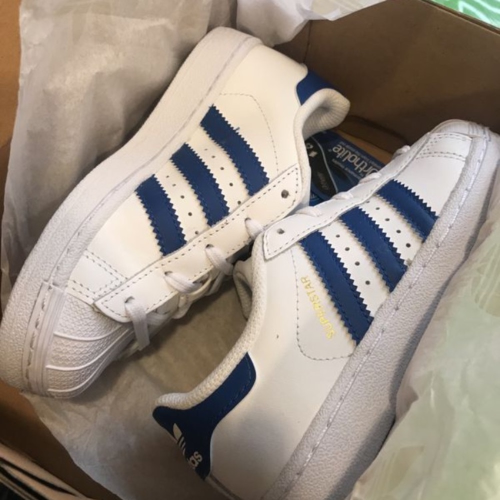 Kids shoes